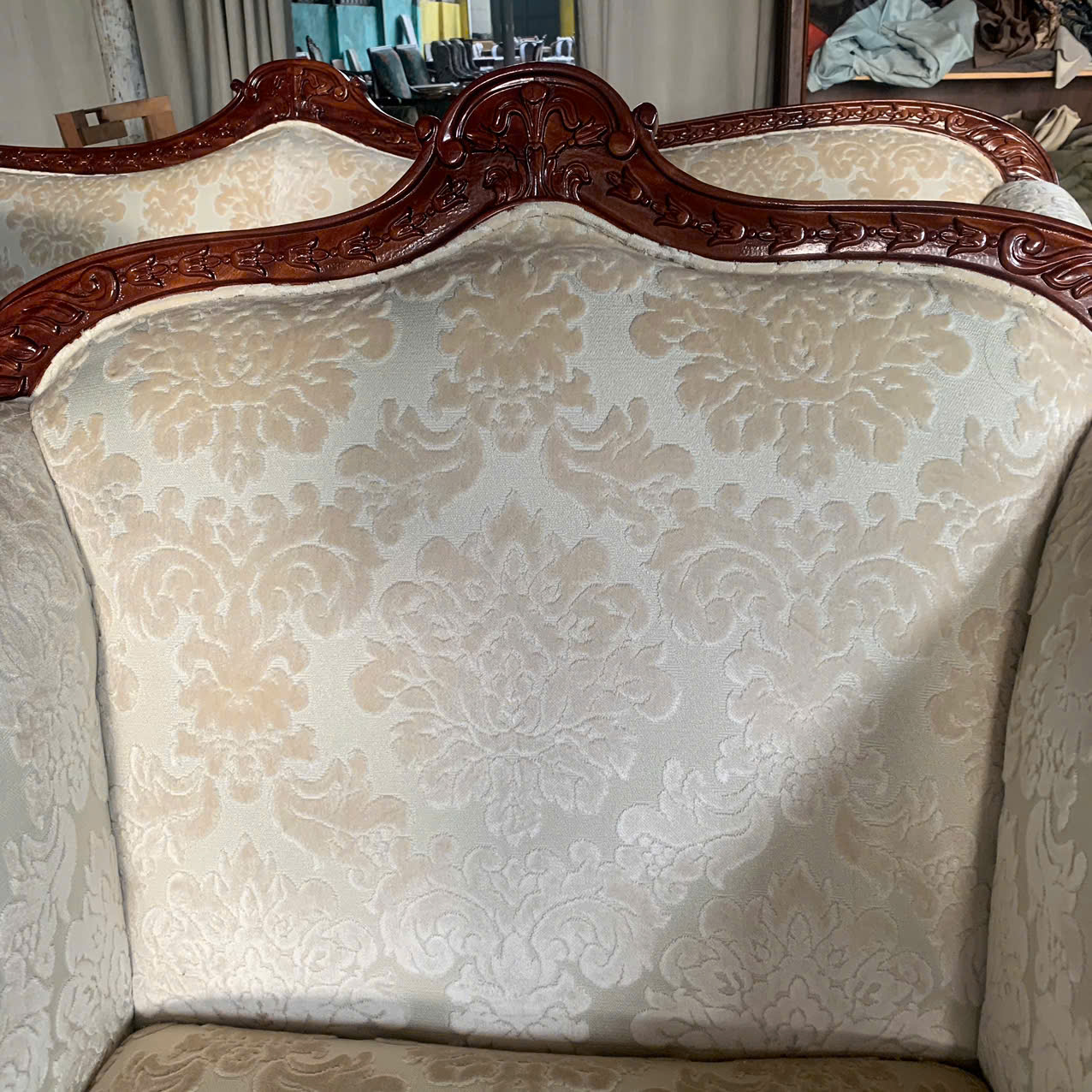 BỘ SOFA CỔ ĐIỂN ALTHORP LOUIS 15 BỌC VẢI NHUNG